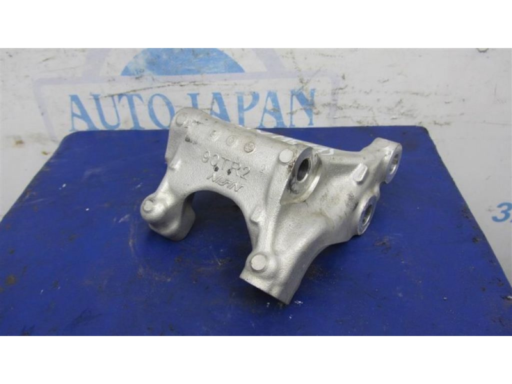50690-TR2-A91 | Кронштейн двигателя передн. ACURA ILX 12-16