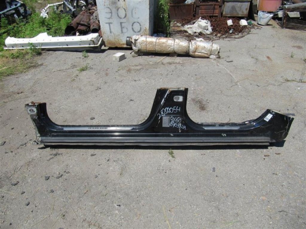 76033-9NA0A | Стійка кузова середня лів. INFINITI QX60/JX35 12-20