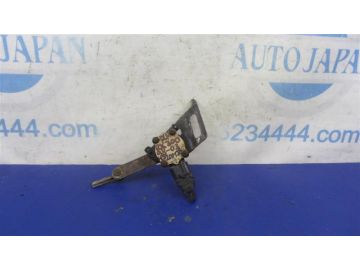 Датчик положення кузова прав. LEXUS RX300/330/350/400 03-09