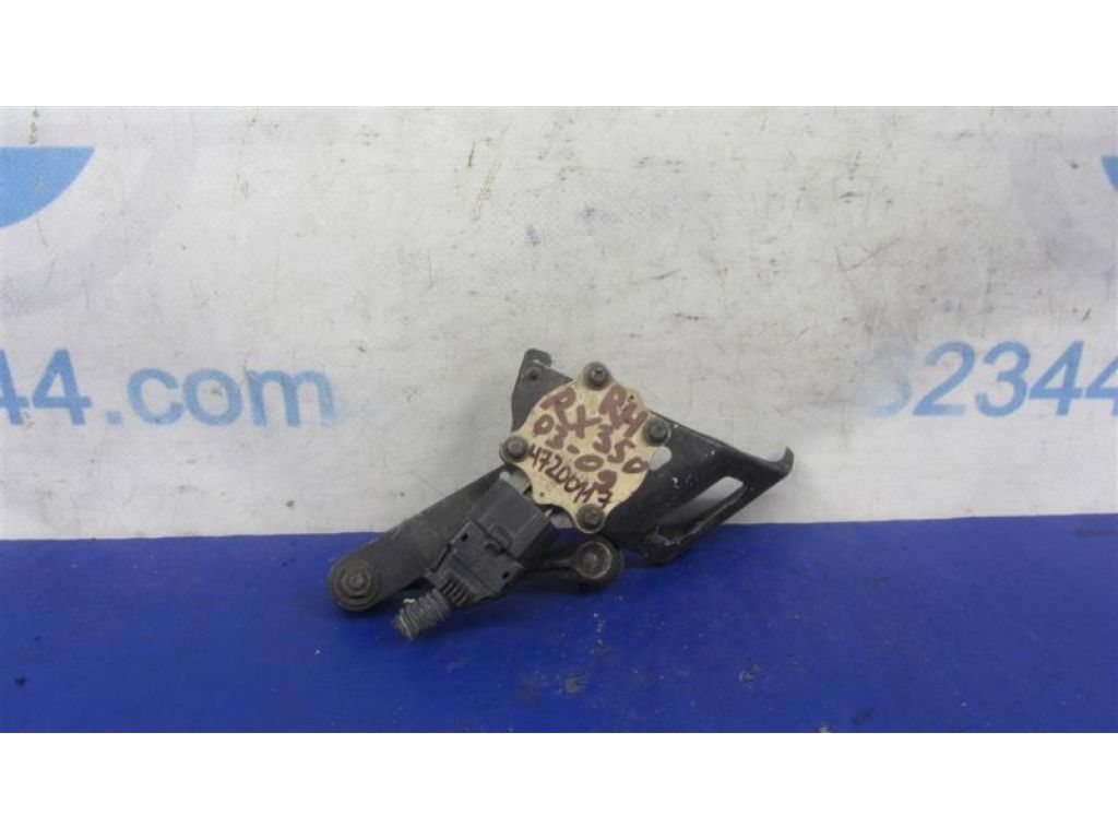 89407-48020 | Датчик положення кузова прав. LEXUS RX300/330/350/400 03-09