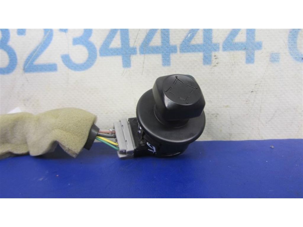 25315-JK01A | Кнопка регулювання кермової колонки INFINITI G25/G35/G37/Q40 06-14