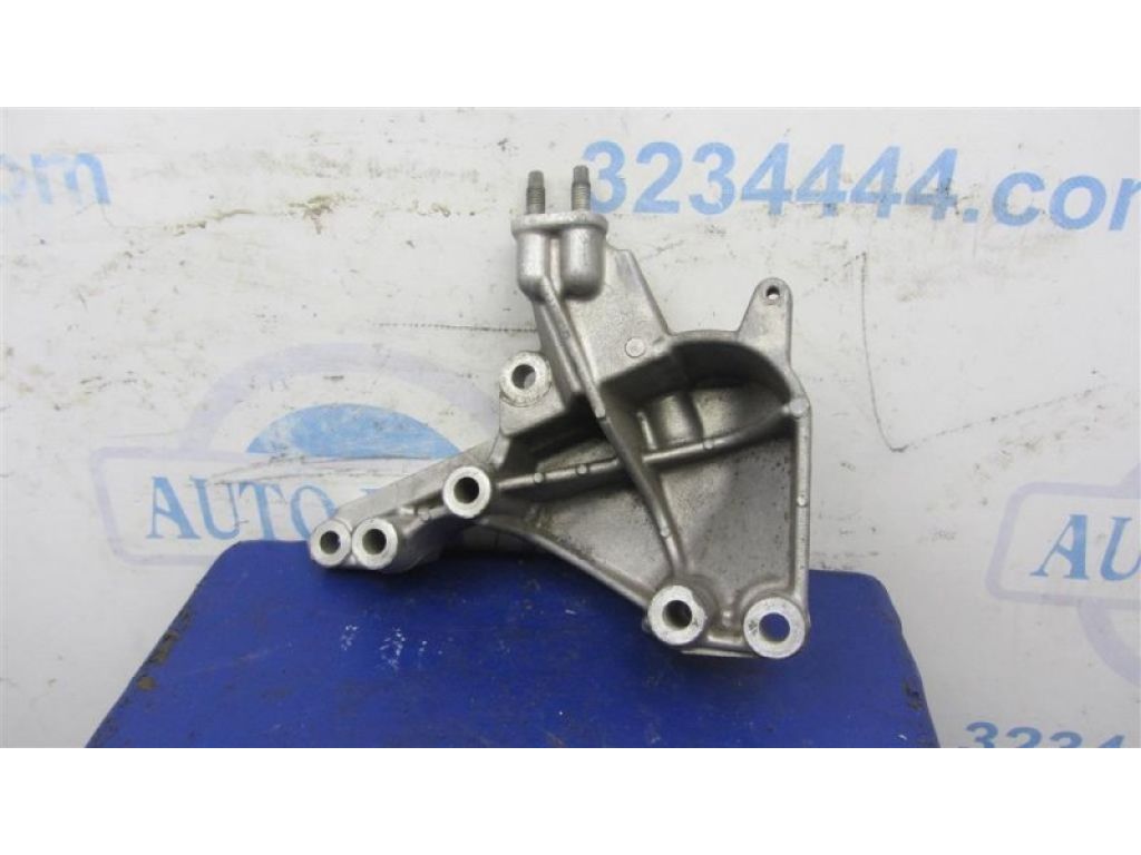 12315-0P031 | Кронштейн двигуна TOYOTA CAMRY 40 06-11 - Фото 3