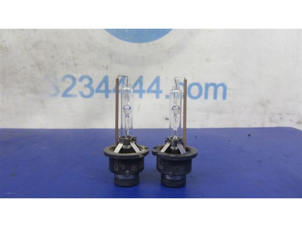 85122 | Лампа ксенон TOYOTA