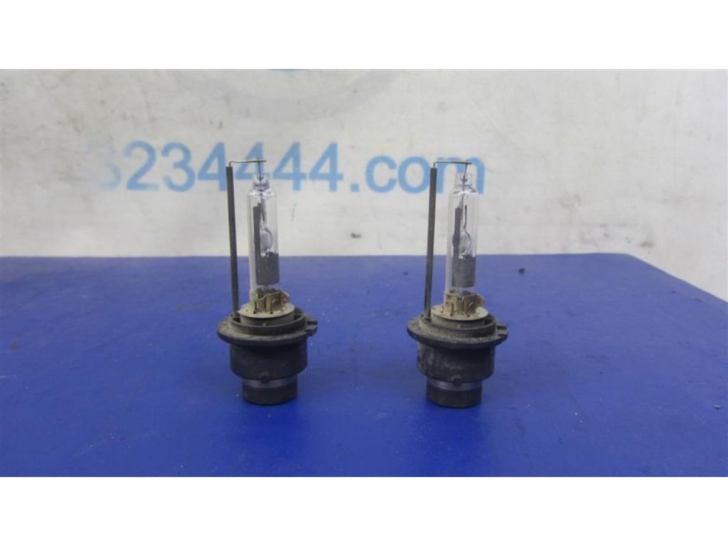 D2R | Лампа ксенон TOYOTA