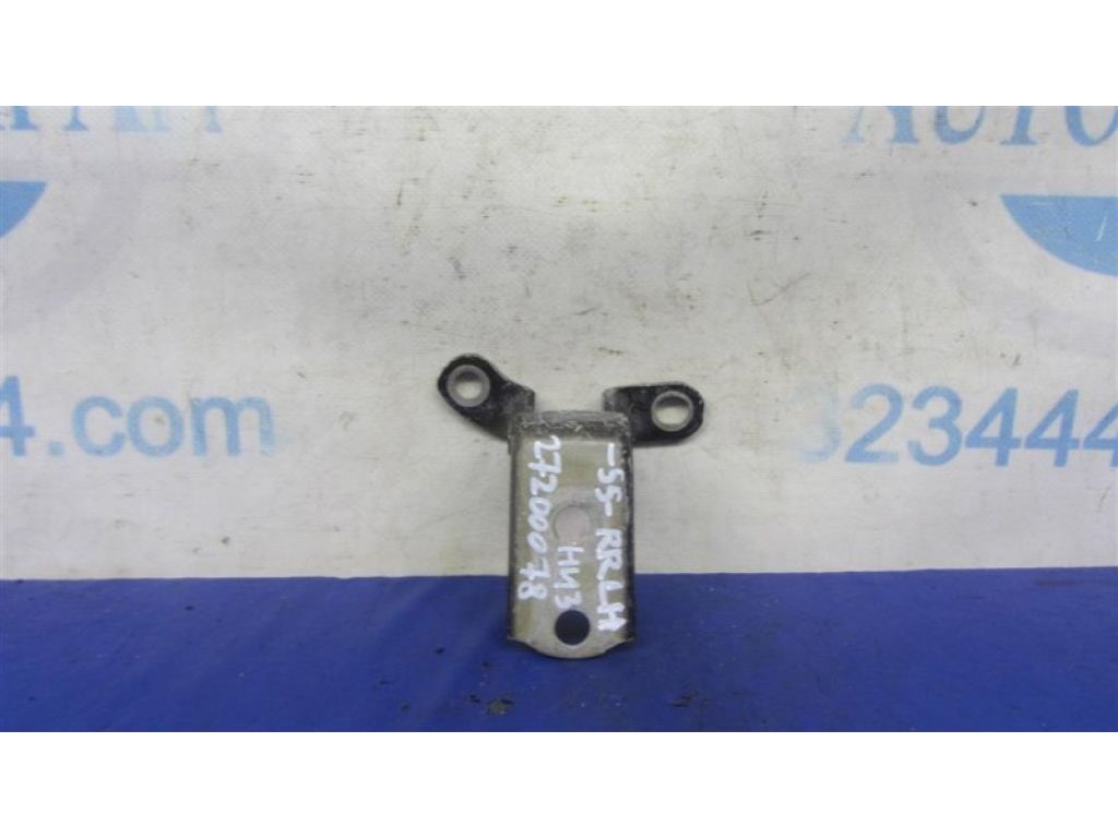 68780-0D071 | Петля двері нижня задн. лів. TOYOTA CAMRY 55 14-17