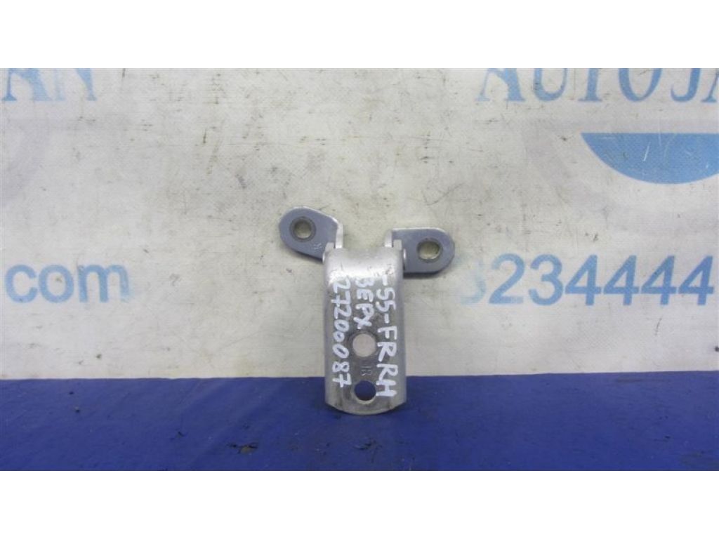 68710-0D091 | Петля двері верхня передн. прав. TOYOTA CAMRY 55 14-17