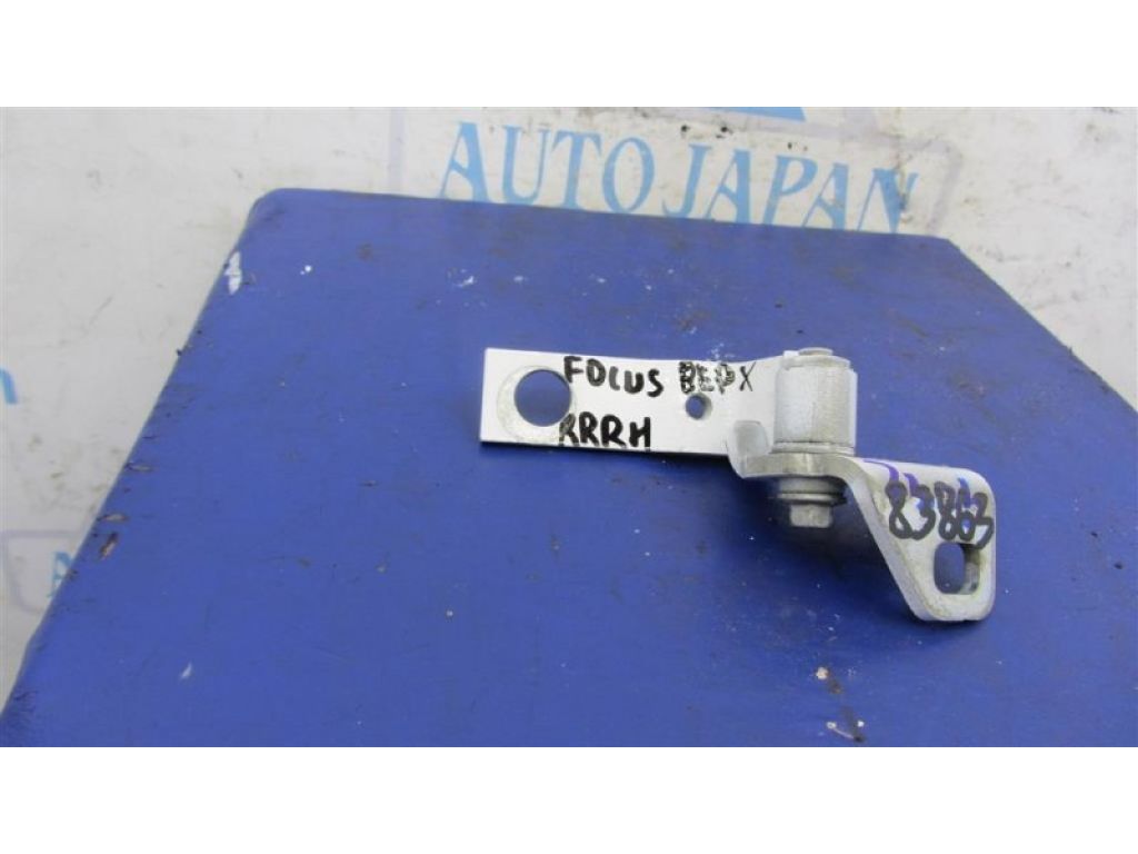 CP9Z-5422800-A | Петля двери верхняя задн. прав. FORD FOCUS 10-18