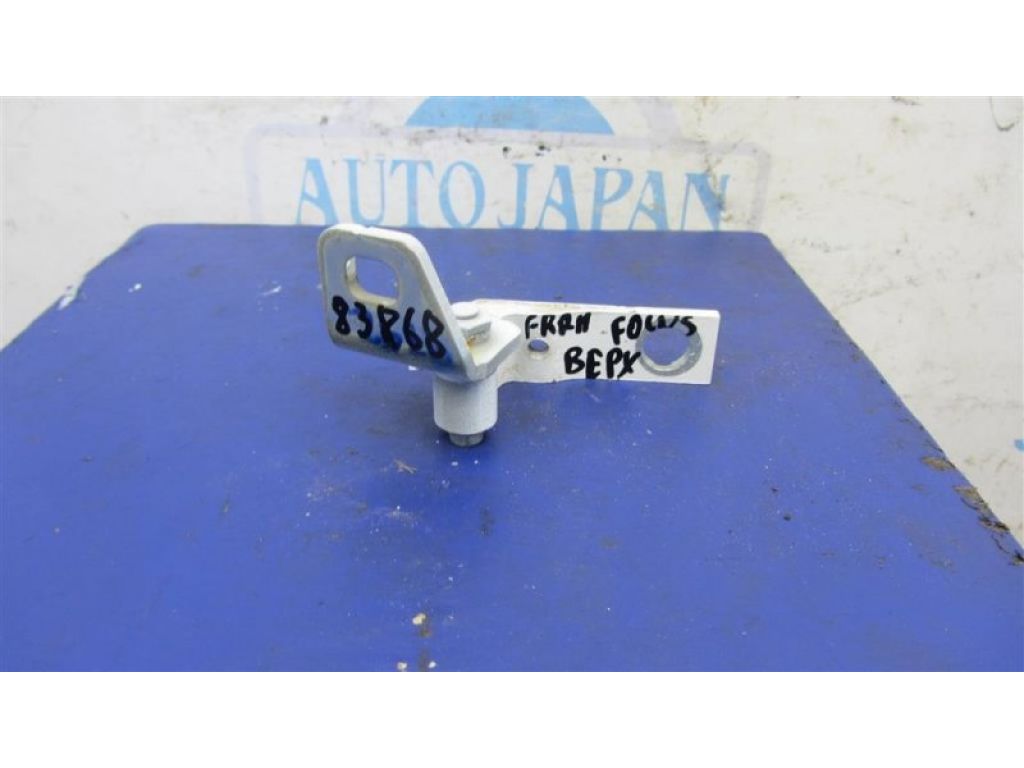 CP9Z-5422800-A | Петля двери верхняя передн. прав. FORD FOCUS 10-18