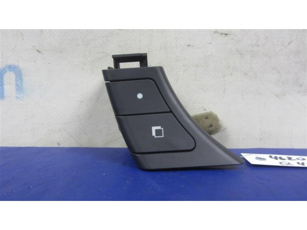 25273-JK60A | Кнопки на руль INFINITI G25/G35/G37/Q40 06-14