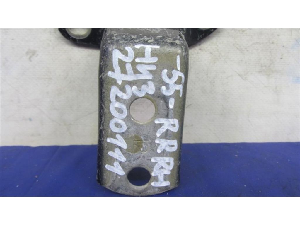 68770-0D071 | Петля двери нижняя задн. прав. TOYOTA CAMRY 55 14-17 - Фото 2