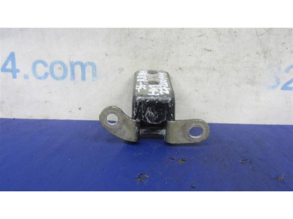 68770-0D071 | Петля двери нижняя задн. прав. TOYOTA CAMRY 55 14-17 - Фото 3