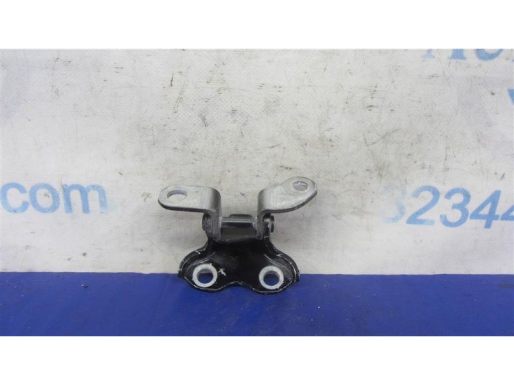 68750-0D061 | Петля двері верхня задн. прав. TOYOTA CAMRY 55 14-17 - Фото 4