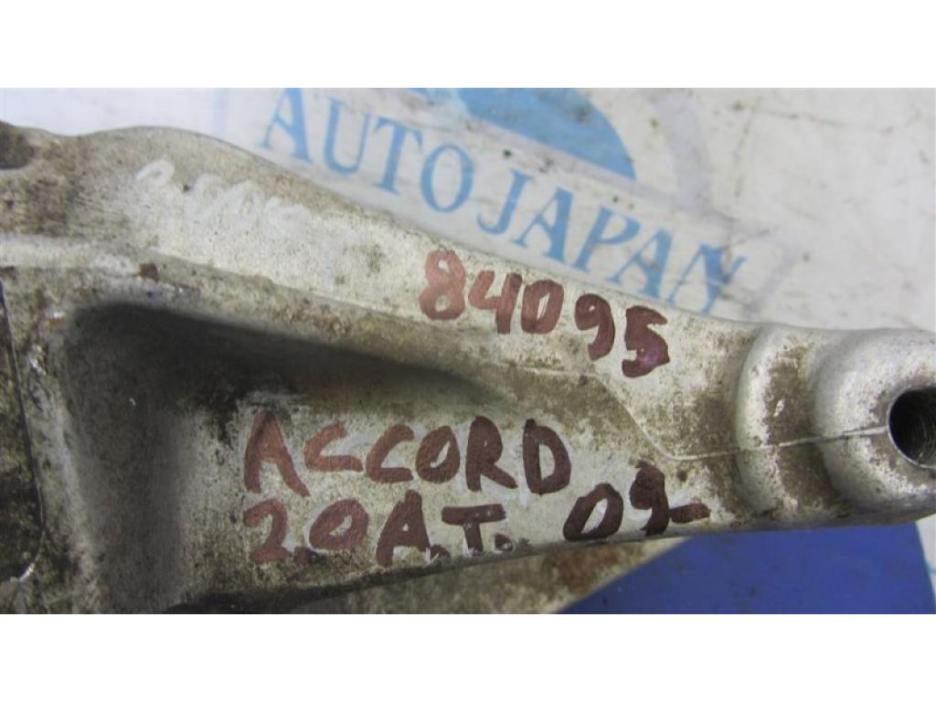 50610-TA2-H00 | Кронштейн двигателя HONDA ACCORD CU8 08-13 - Фото 2