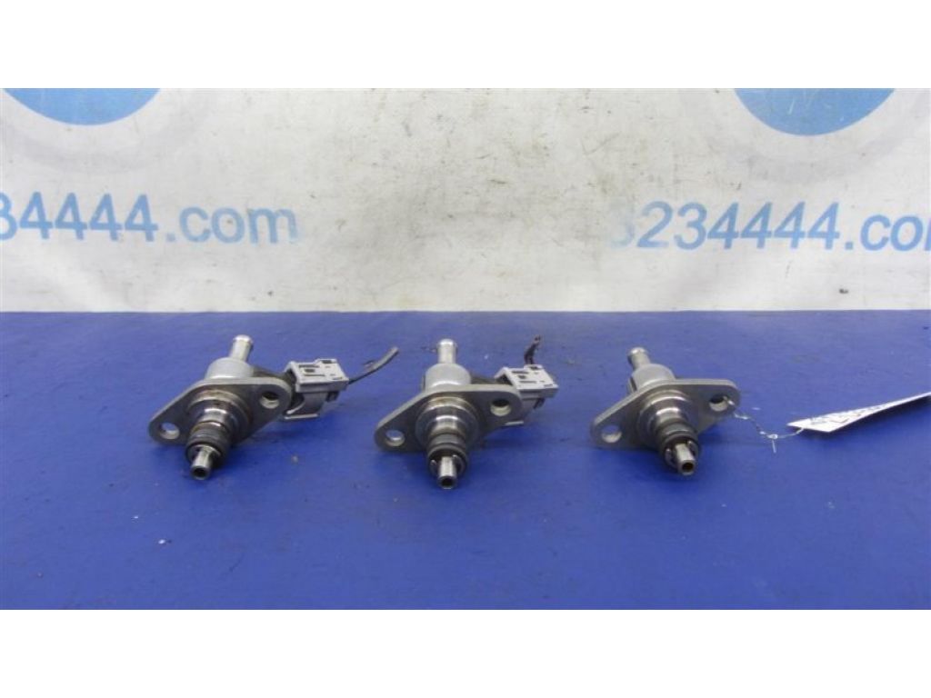 20320-31020 | Датчик давления топлива LEXUS LS600HL 06-17