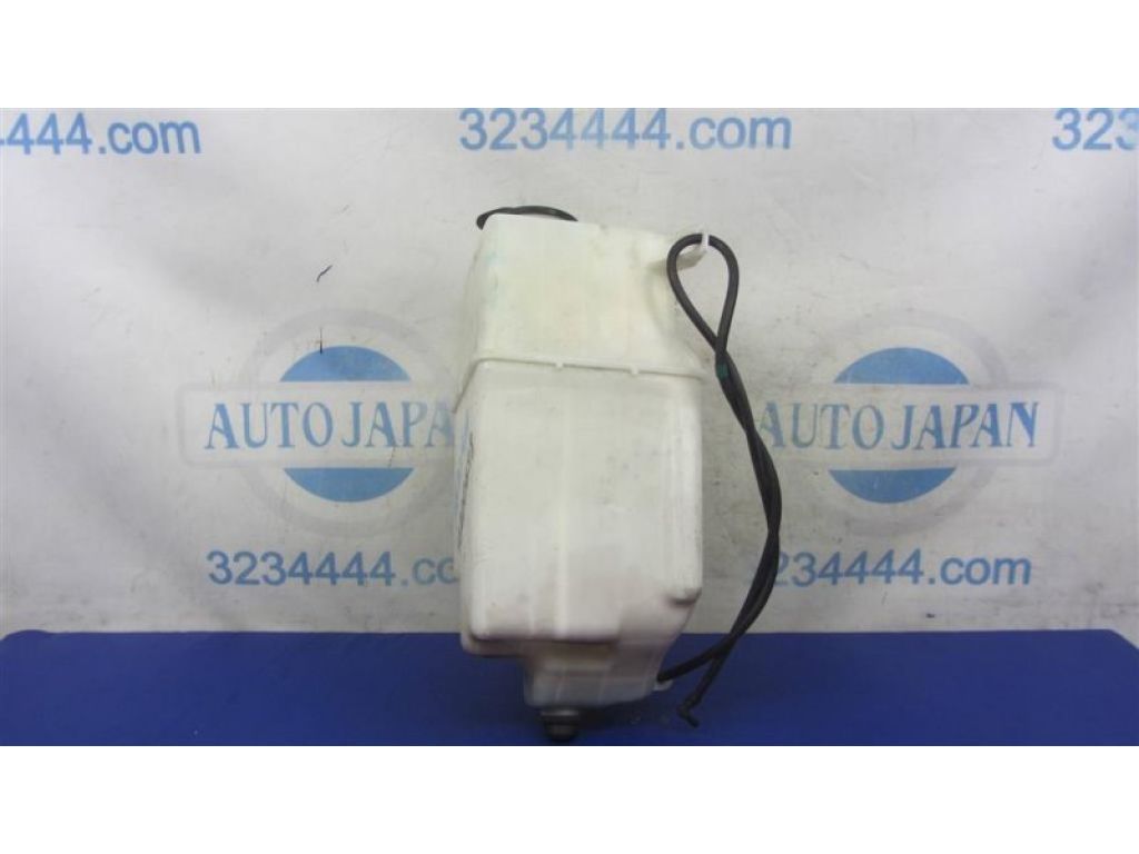 85315-04090 | Бачок омывателя TOYOTA TACOMA 05-15