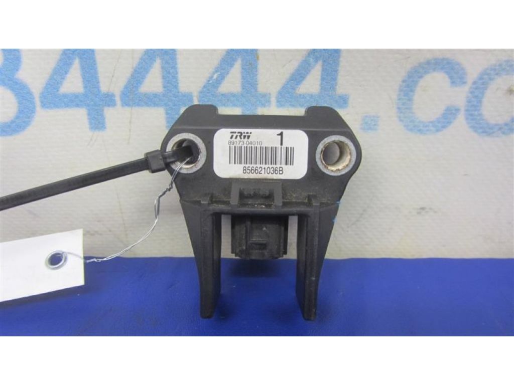 89173-04010 | Датчик удара передн. лев. TOYOTA TACOMA 05-15