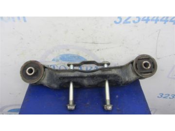 Кронштейн редуктора задн. SUBARU FORESTER 12-19