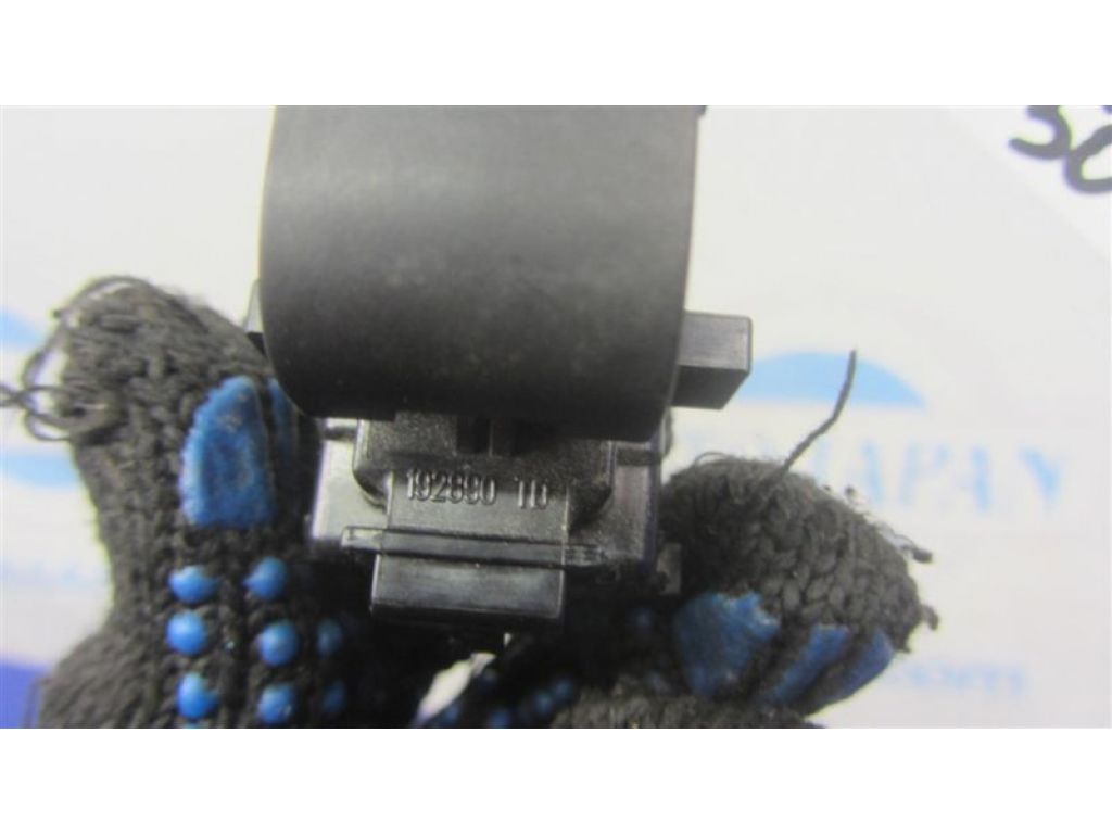 84810-06030 | Кнопка склопідіймача задн. TOYOTA CAMRY 50 12-15 - Фото 4