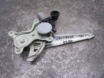 Стеклоподъемник задн. прав. TOYOTA CAMRY 50 12-15