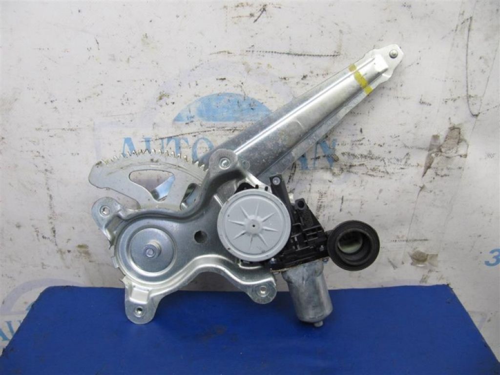 69804-02150 | Стеклоподъемник задн. лев. TOYOTA COROLLA 150 06-13