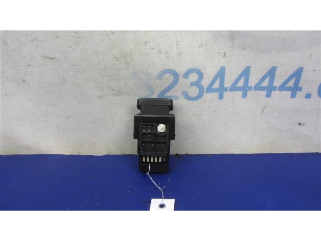 84332-33060 | Кнопка аварийной сигнализации LEXUS ES300 ES330 01-06 - Фото 4