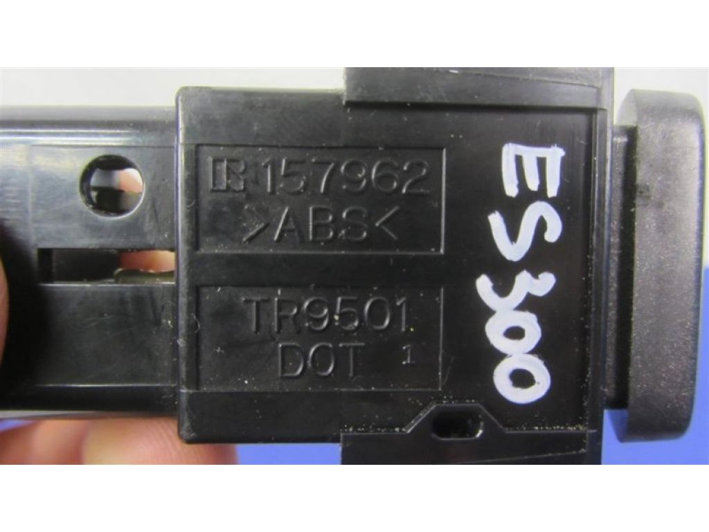 84332-33060 | Кнопка аварийной сигнализации LEXUS ES300 ES330 01-06 - Фото 5
