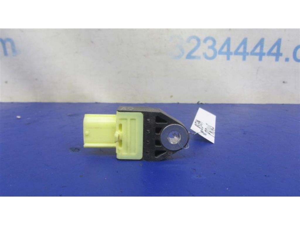 89831-75010 | Датчик удару TOYOTA PRIUS - 30 09-17 - Фото 3