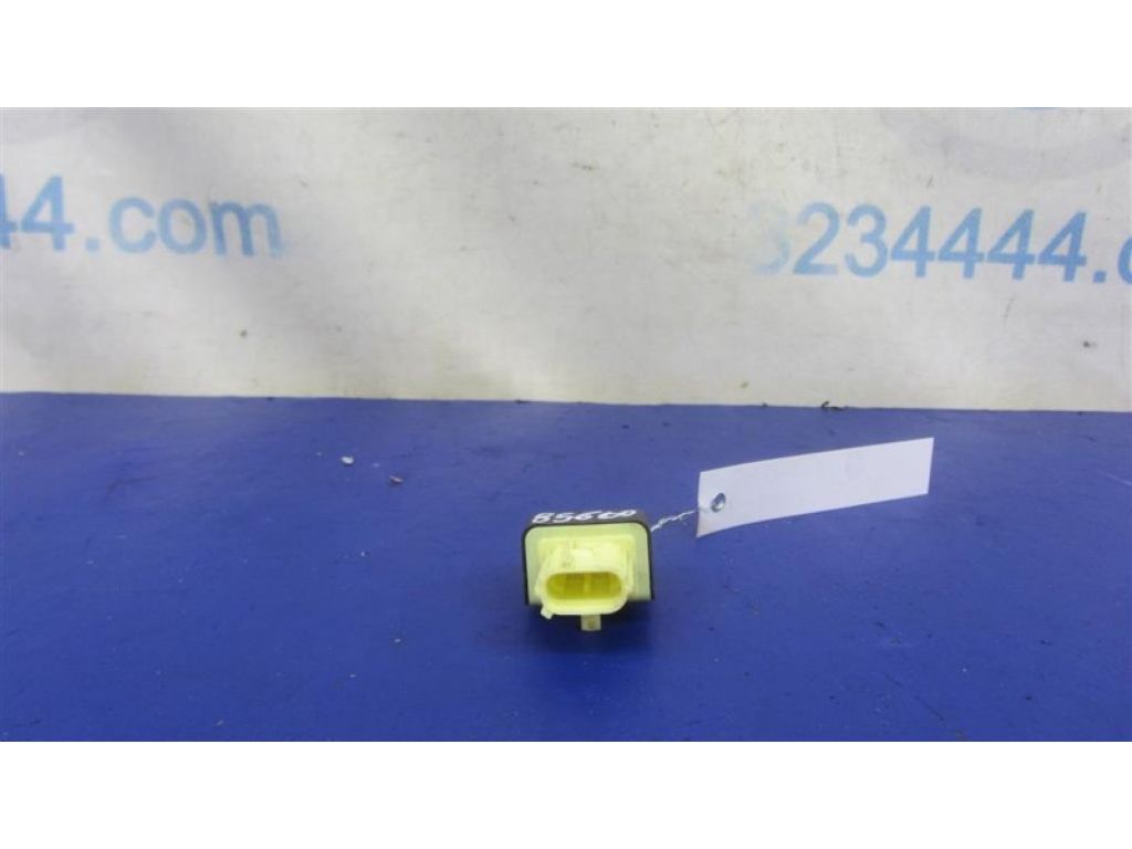 89831-42010 | Датчик удару TOYOTA CAMRY 40 06-11 - Фото 4