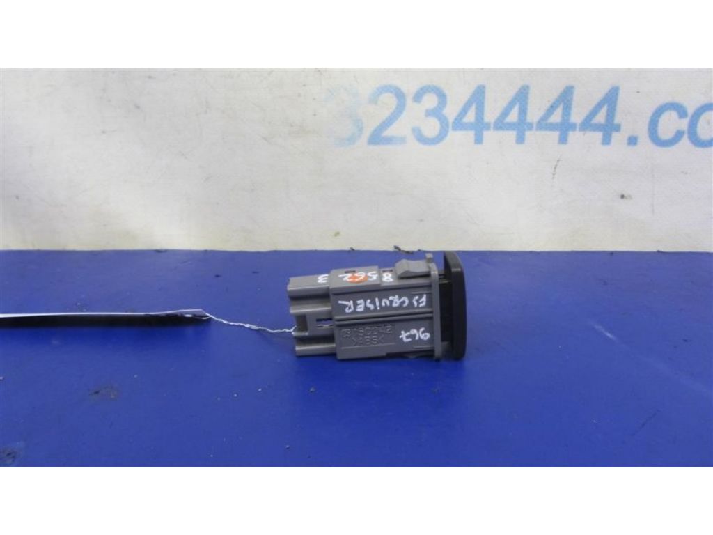 84480-35080 | Кнопка TOYOTA FJ CRUISER 06-15 - Фото 4