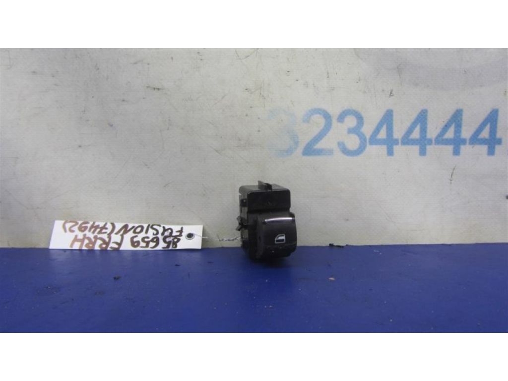 DG9Z-14529-AB | Кнопка стеклоподъемника FORD FUSION 14-