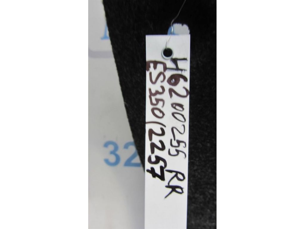 64719-33090-C0 | Обшивка кришки багажника LEXUS ES350 06-12 - Фото 2