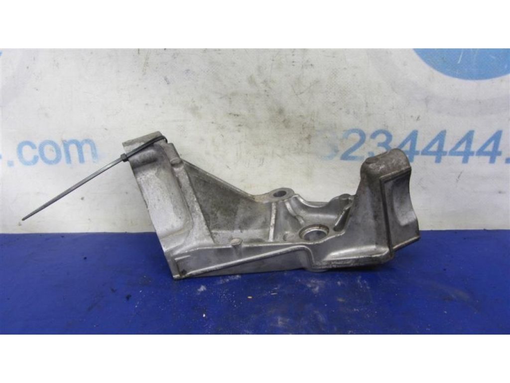 AW21-27-870A | Подушка раздаточной коробки MAZDA CX-9 06-16 - Фото 4