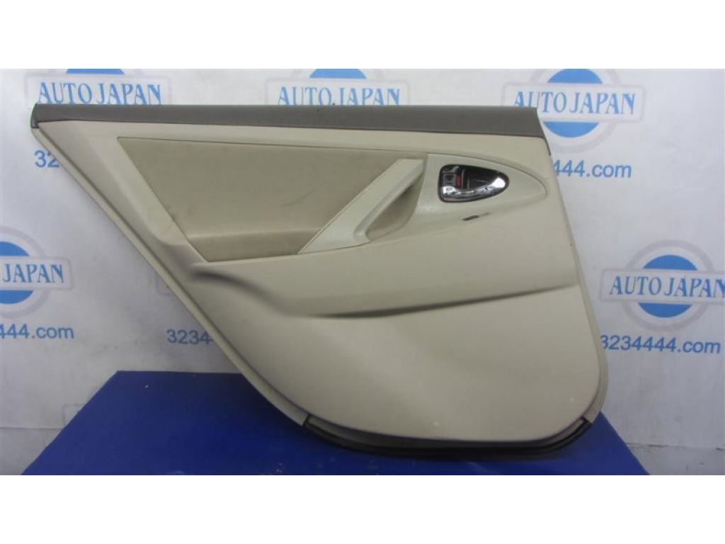 67640-06300-E3 | Карта дверей задн. лів. TOYOTA CAMRY 40 06-11