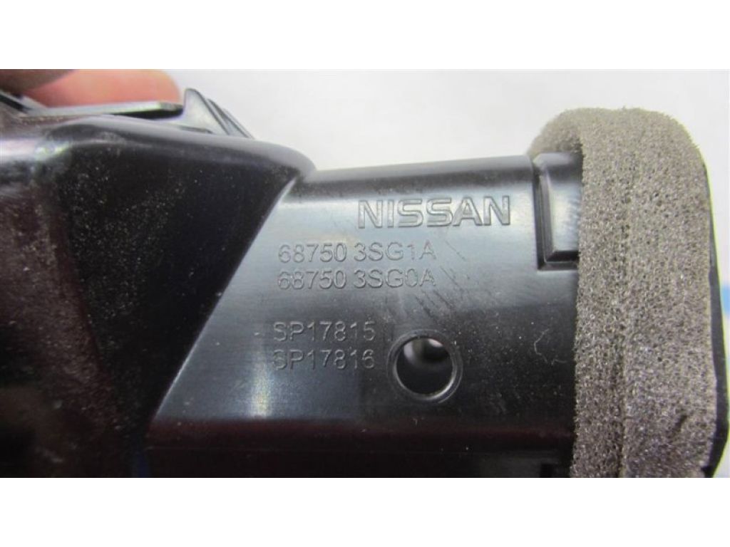 68750-3SG1A | Дефлектор воздушный NISSAN SENTRA B17 12-21 - Фото 4