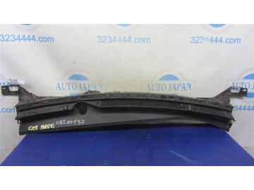 Пластик під лобове скло / Жабо MAZDA CX-9 06-16