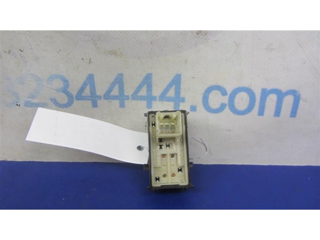 Кнопка склопідіймача задн. TOYOTA CAMRY 55 14-17 - Фото 3