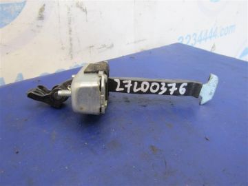 Обмежувач дверей задн. прав. TOYOTA CAMRY 55 14-17
