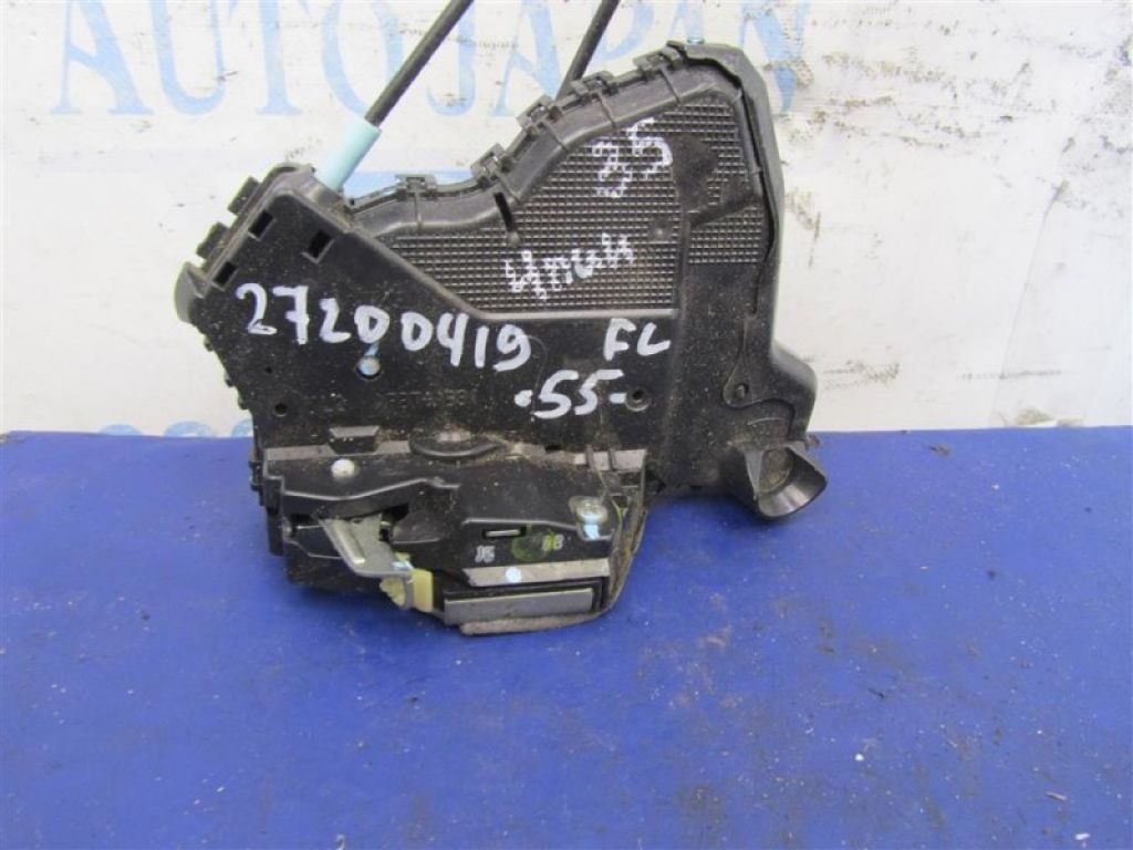 69040-0C050 | Замок двери передн. лев. TOYOTA CAMRY 55 14-17