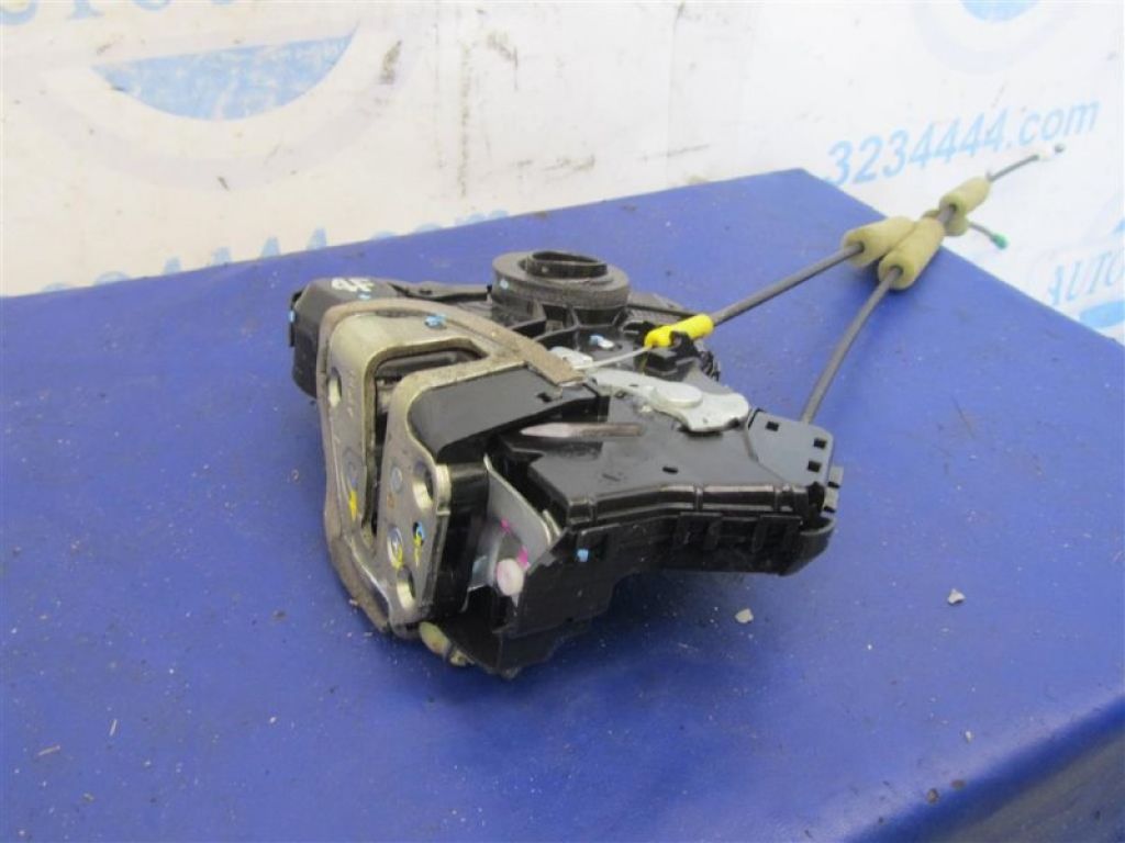 69040-0C050 | Замок двери передн. лев. TOYOTA CAMRY 55 14-17 - Фото 2