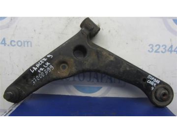 Важіль передньої підвіски нижній лів. MITSUBISHI LANCER IX 9 03-07