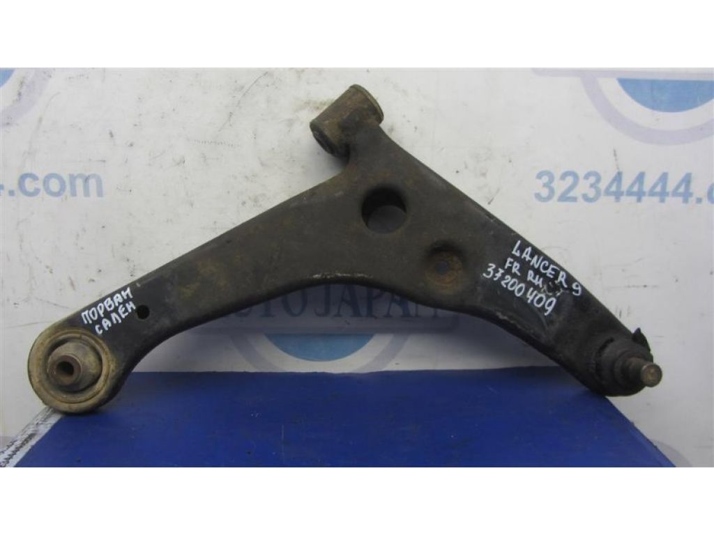 MR403420 | Рычаг передней подвески нижний прав. MITSUBISHI LANCER IX 9 03-07