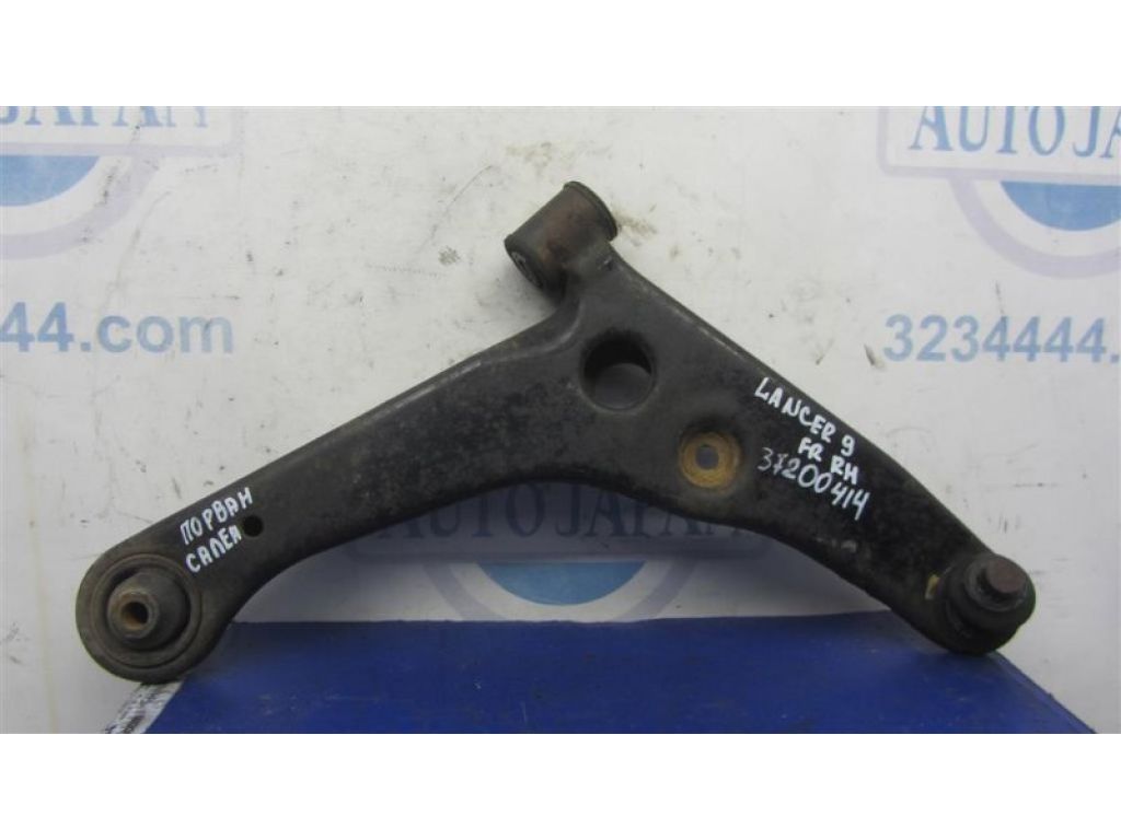 MR403420 | Рычаг передней подвески нижний прав. MITSUBISHI LANCER IX 9 03-07