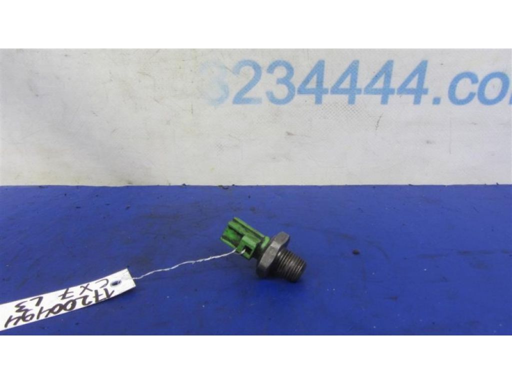 LF01-18-501 | Датчик тиску олії ДВЗ MAZDA CX-7 06-12