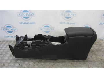 Підлокітник NISSAN X-TRAIL/ROGUE T32 13-20