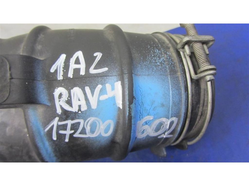17881-28040 | Патрубок воздушного фильтра TOYOTA RAV4 00-05 - Фото 2