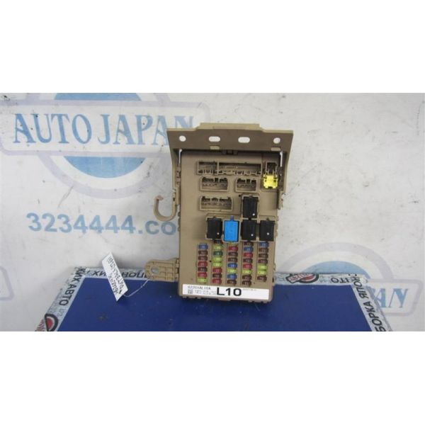 Блок запобіжників салон SUBARU OUTBACK BS 14-21 82201AL10A