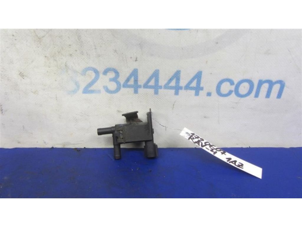 136200-2370 | Клапан электромагнитный (вакуумный) TOYOTA RAV4 00-05