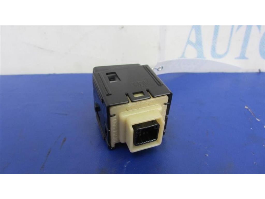 84091-30570 | Кнопка LEXUS GS 12- - Фото 3
