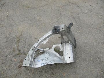 Чверть кузова передня лів. LEXUS GS350 GS300 05-11
