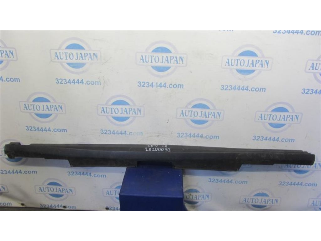 Накладка порогу зовнішня лів. HONDA CRV (RM) 11-18